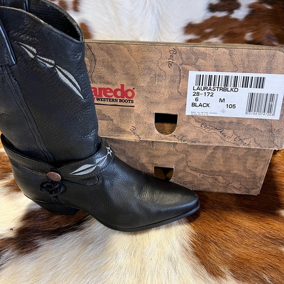 Laredo boot size 6 - Picture 2 of 5